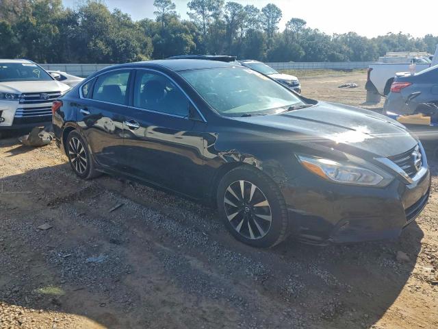 Nissan Altima 2.5 Image 4