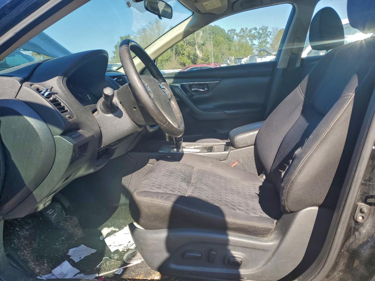 Nissan Altima 2.5 Image 5