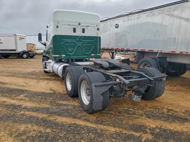 Freightliner Cascadia Image 6