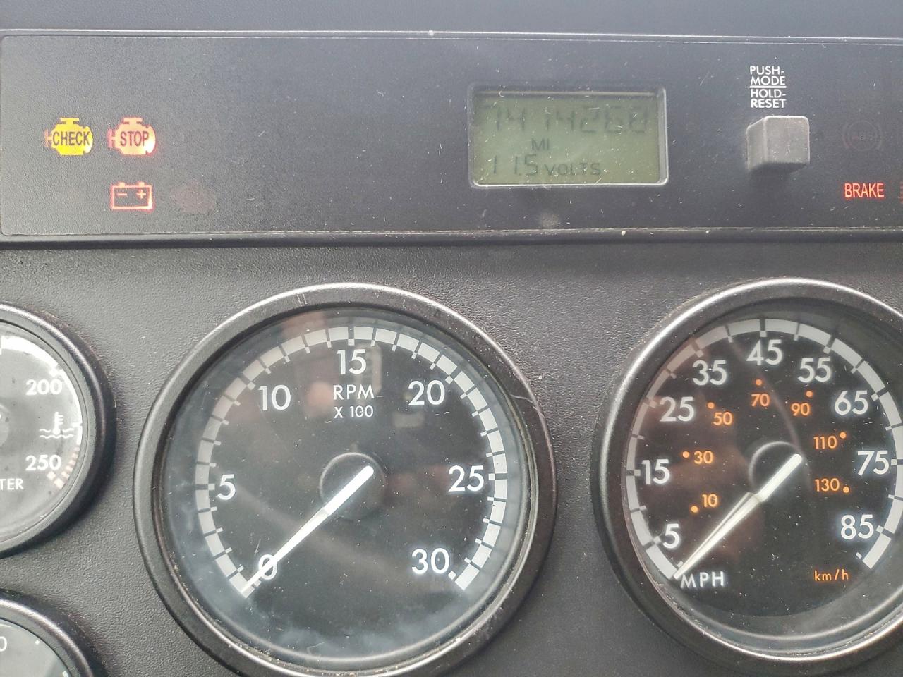 Freightliner Cascadia Image 4