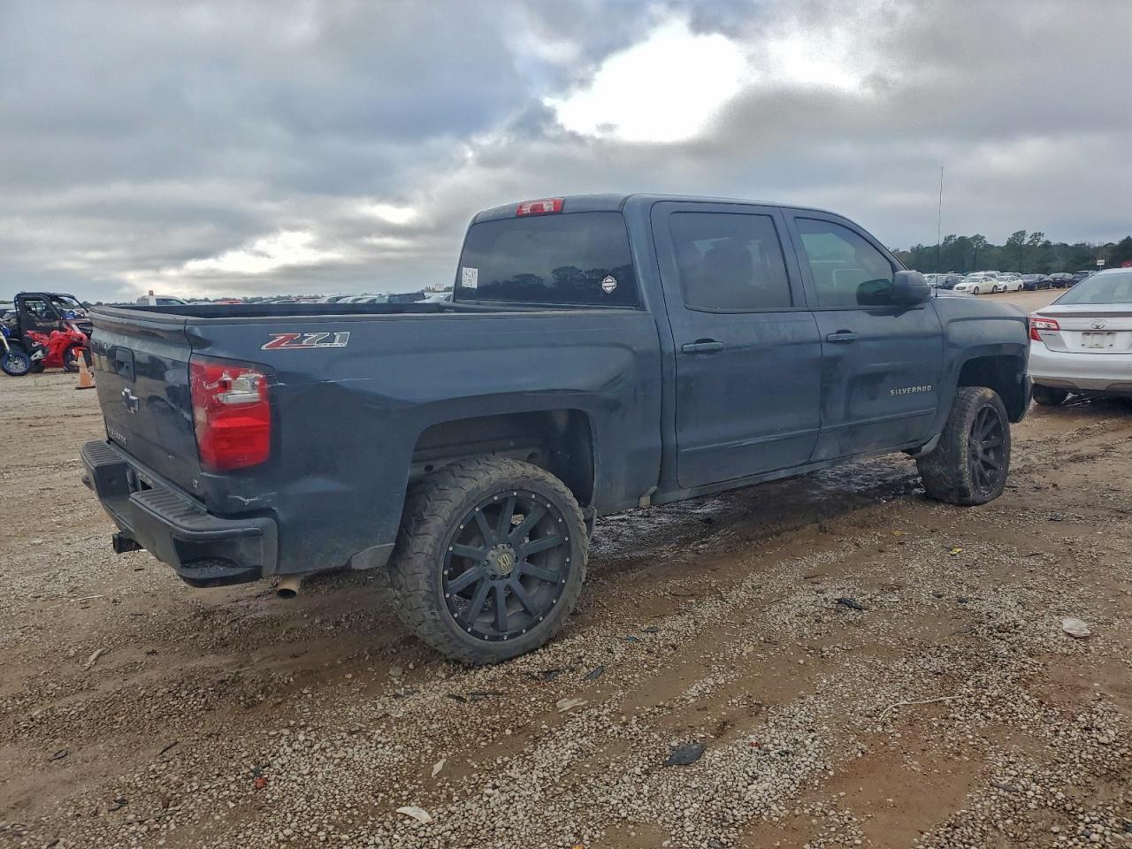 Chevrolet Silverado K1500 Lt K1500 Lt Image 2