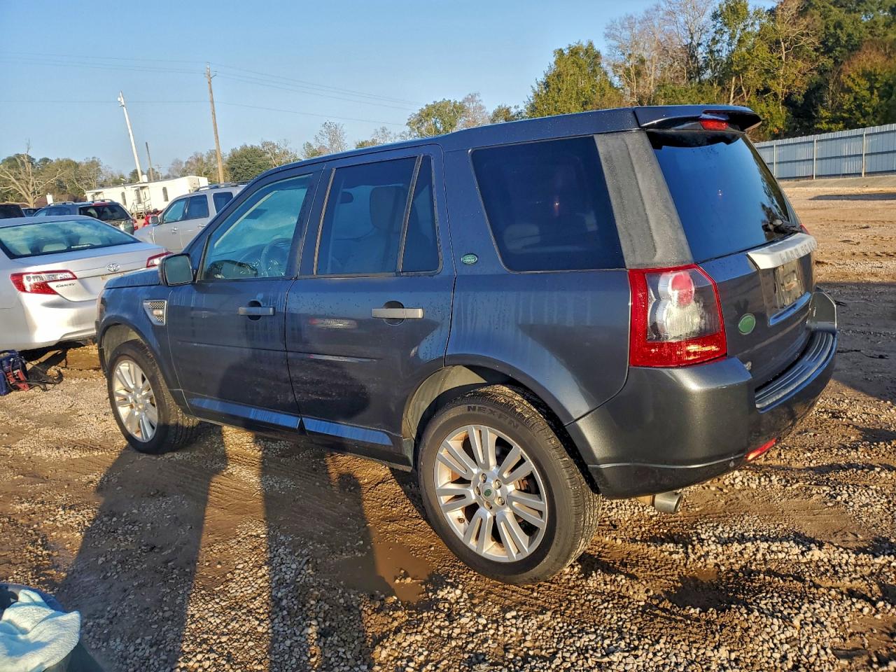 Land Rover LR2 Hse Image 2