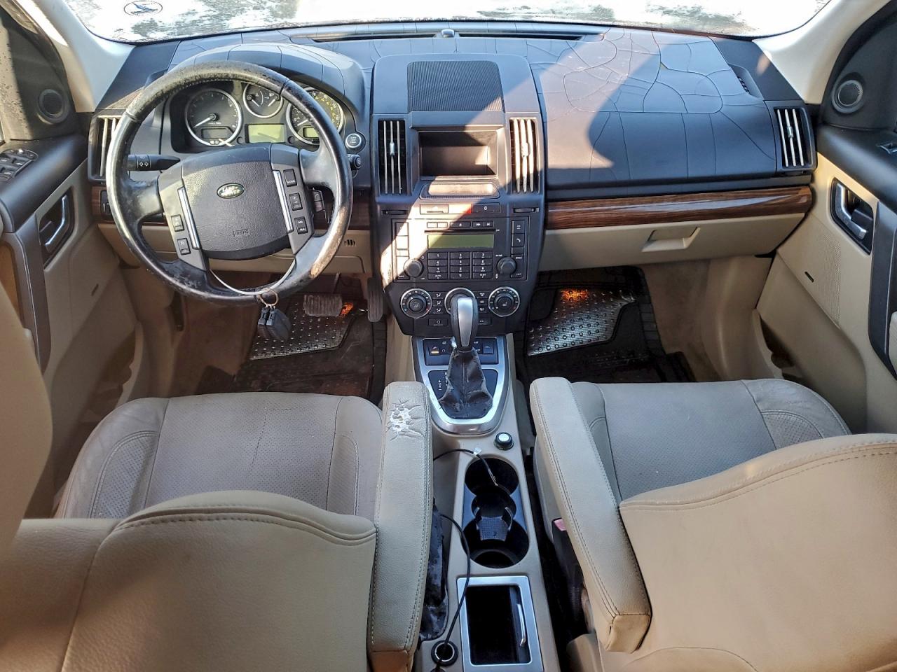 Land Rover LR2 Hse Image 5