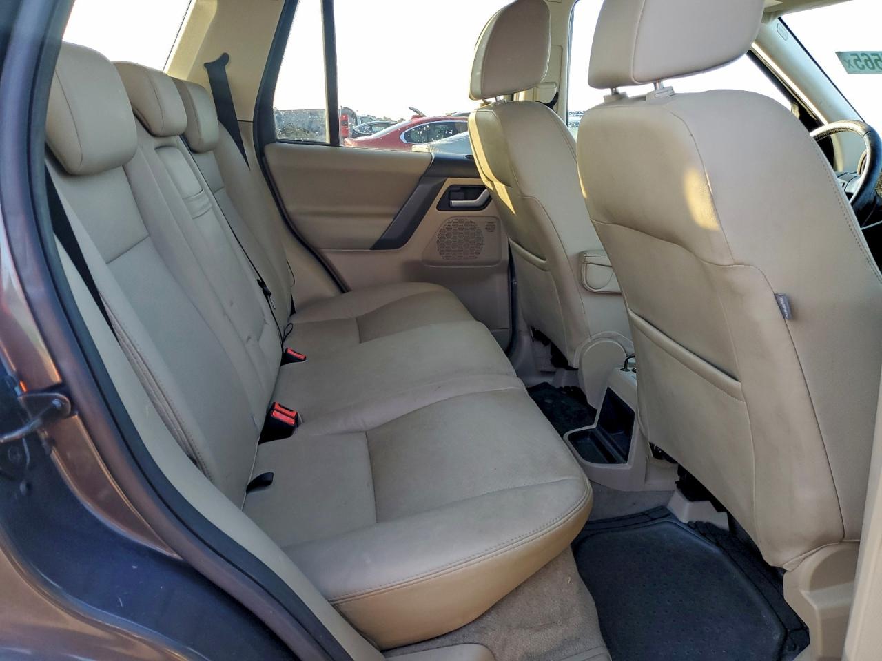 Land Rover LR2 Hse Image 8