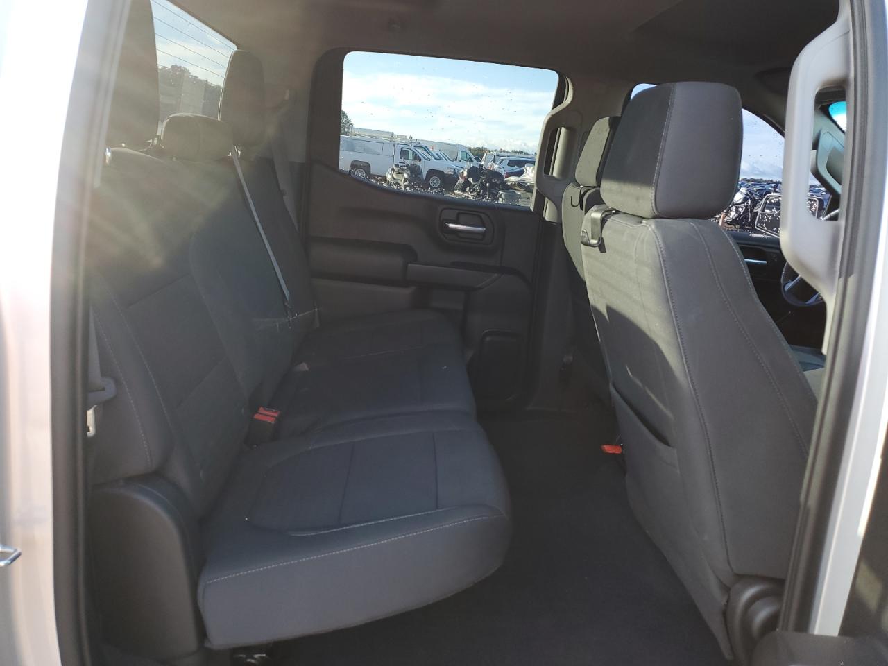 Chevrolet Silverado C1500 Lt Image 4