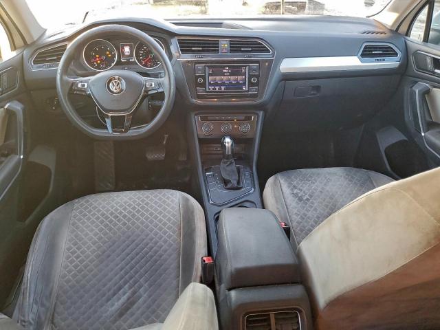 Volkswagen Tiguan S Image 2