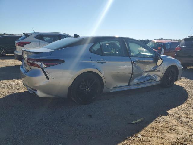 Toyota Camry Xse Image 4