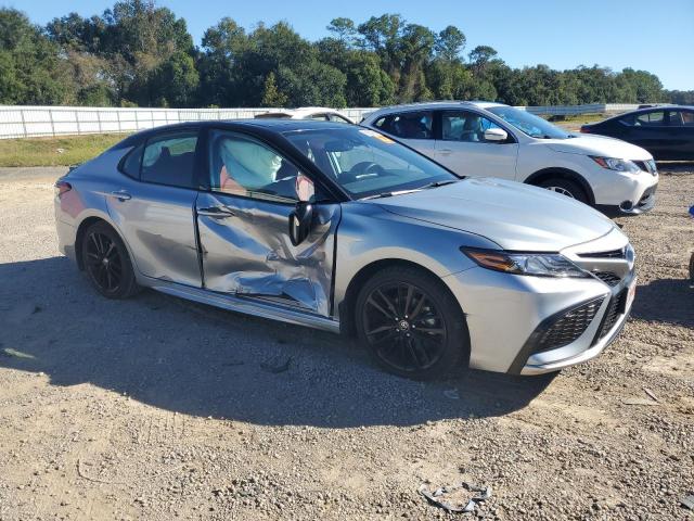 Toyota Camry Xse Image 8