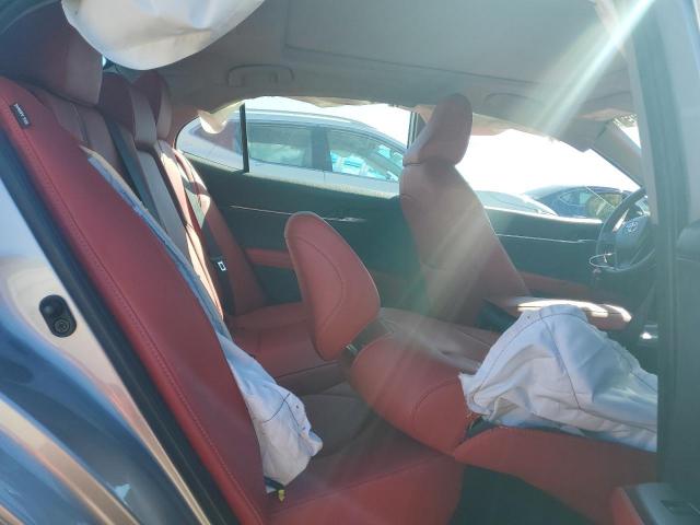 Toyota Camry Xse Image 12