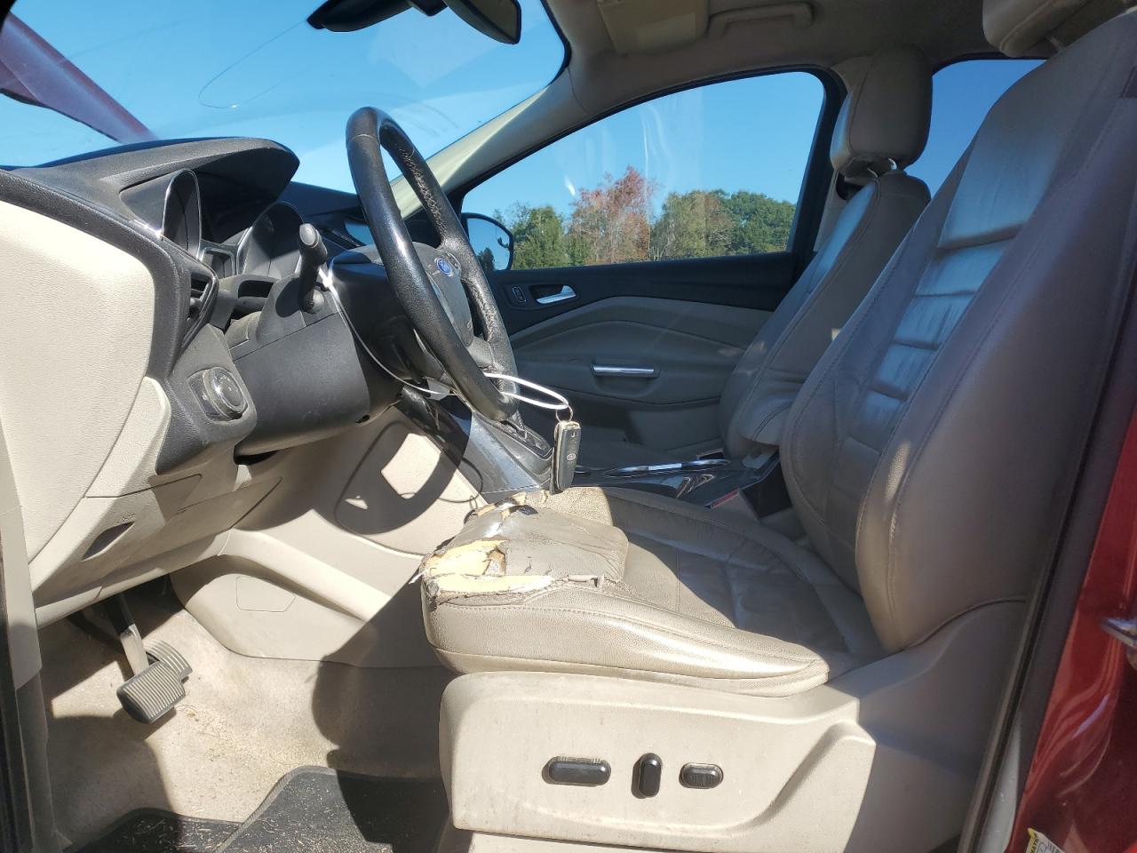 Ford Escape Titanium Image 9