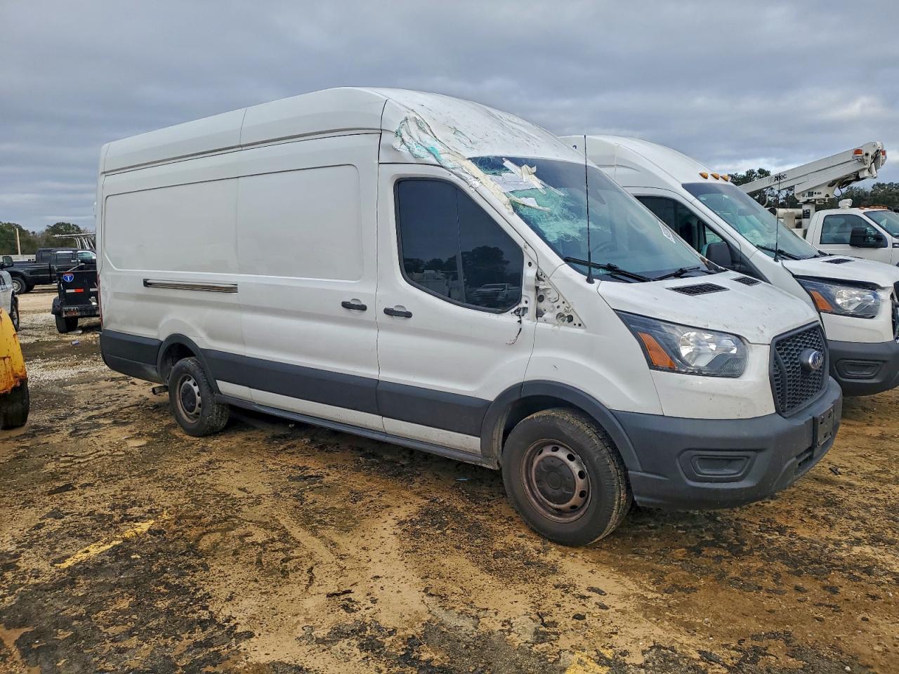 Ford Transit T-350 Image 12