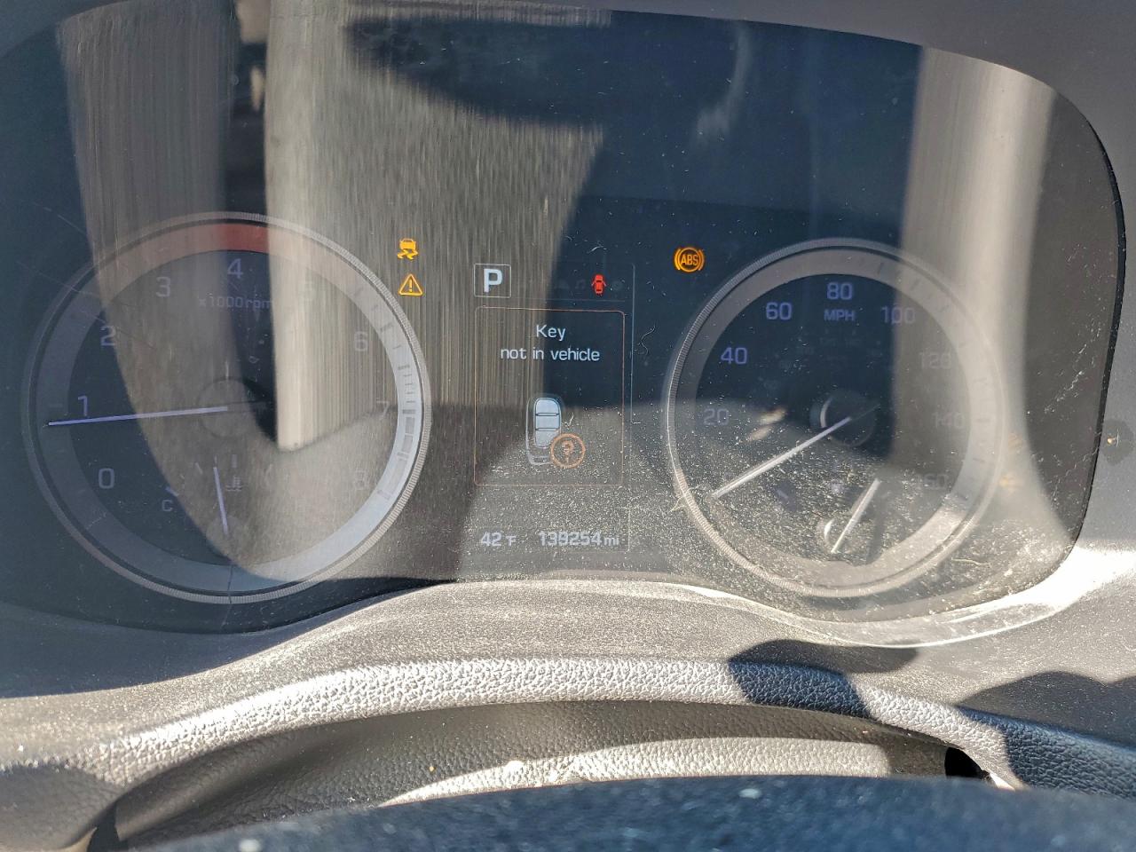 Hyundai TUCSON Limited Image 12