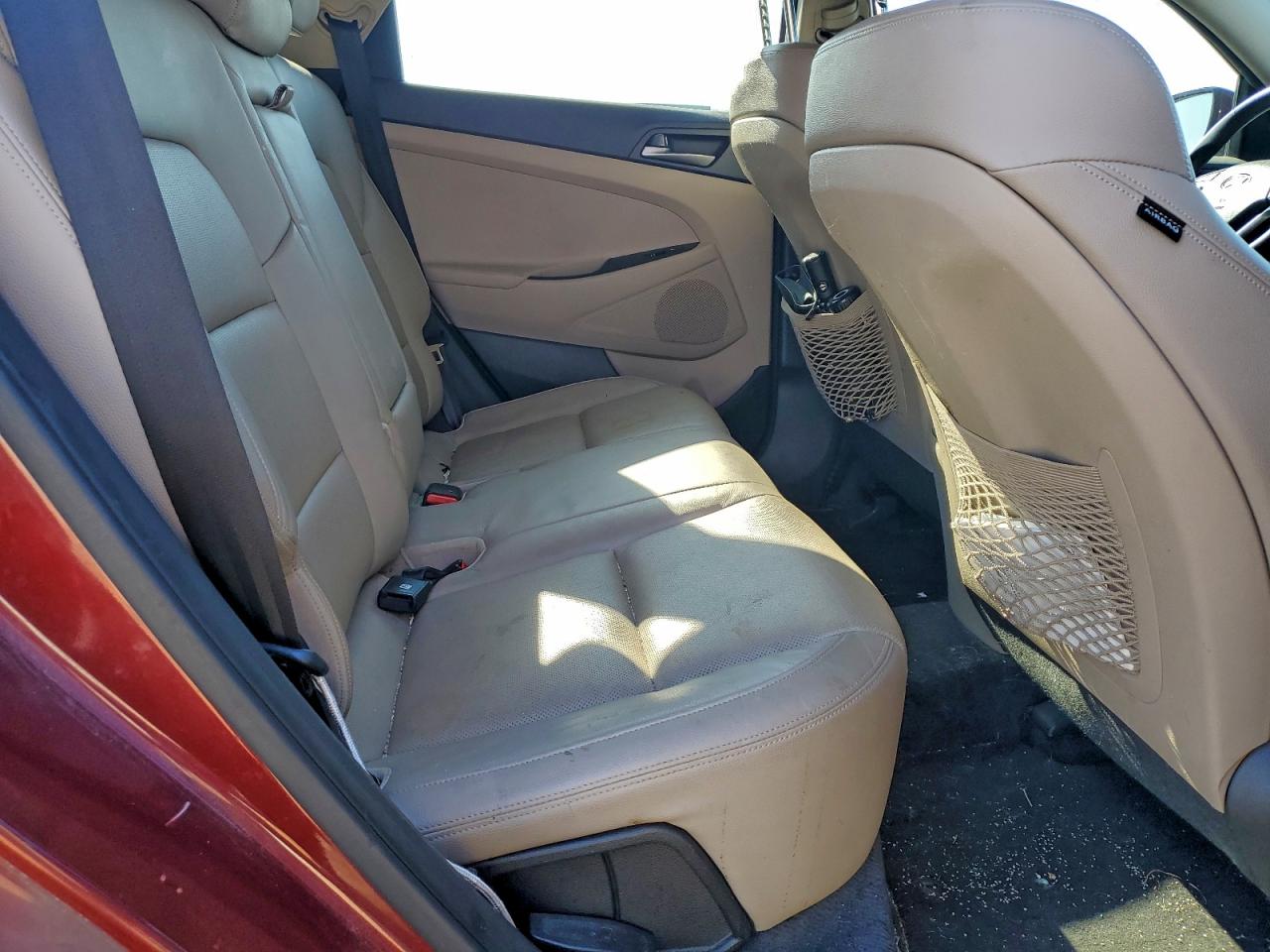 Hyundai TUCSON Limited Image 9