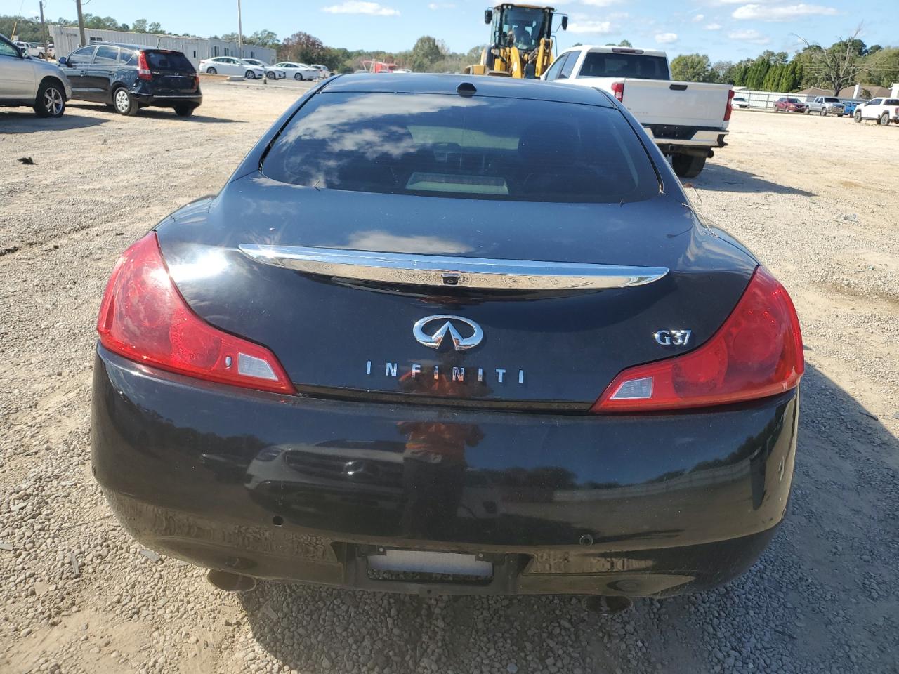 INFINITI G37 Journey Image 8
