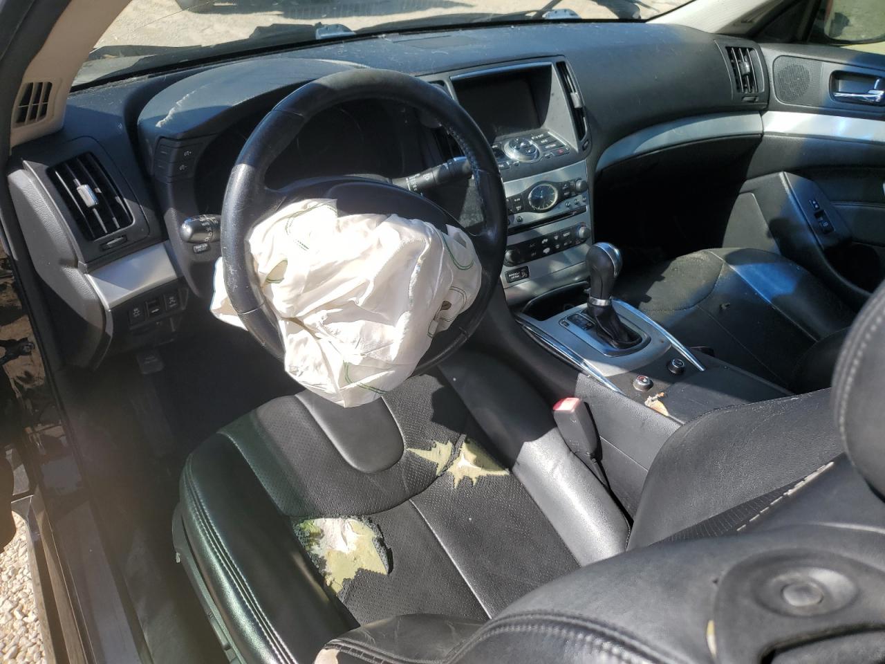 INFINITI G37 Journey Image 4