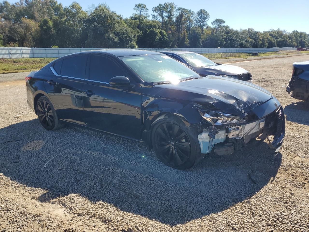 Nissan Altima Sr Image 2