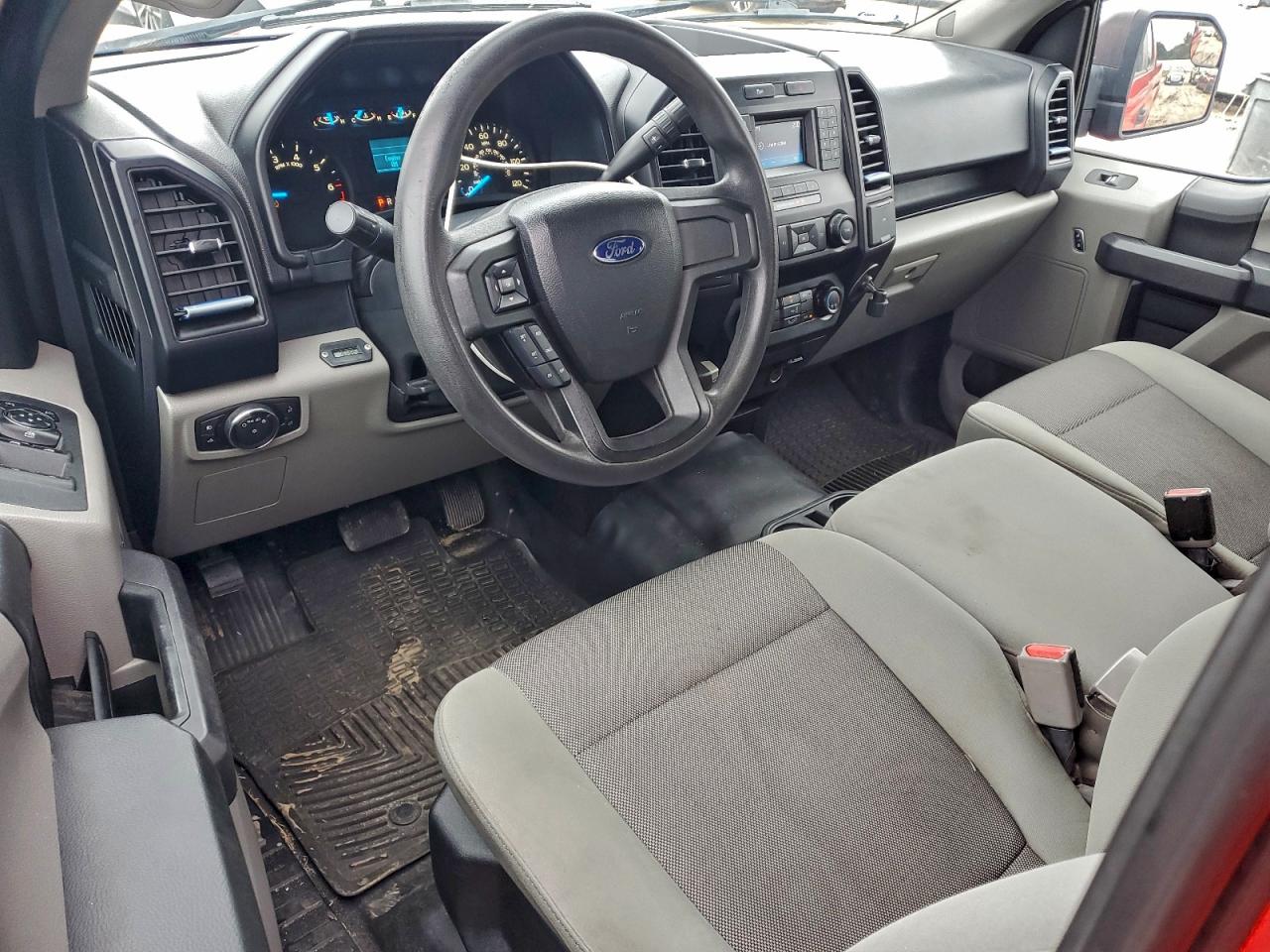 Ford F-150 Super Cab Image 5