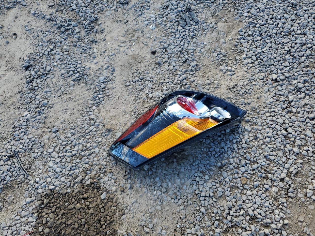 Nissan Altima Base Image 9