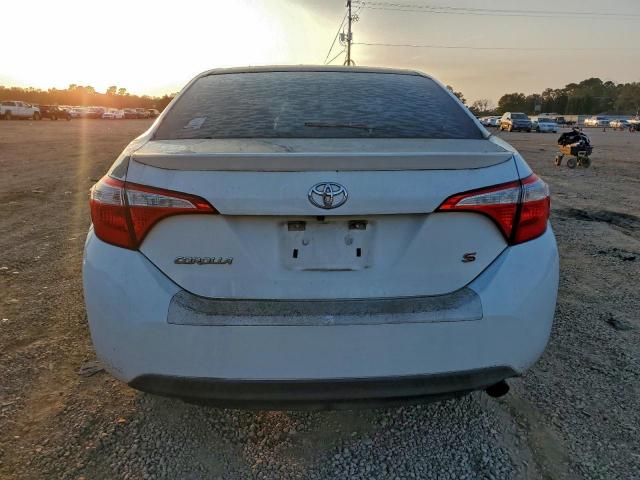 Toyota Corolla L Image 4