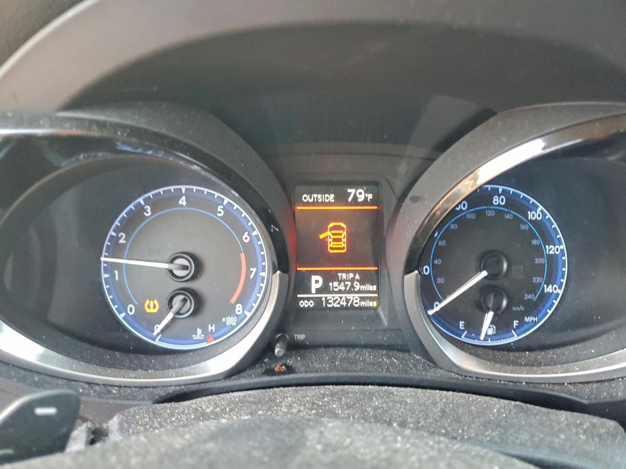 Toyota Corolla L Image 3