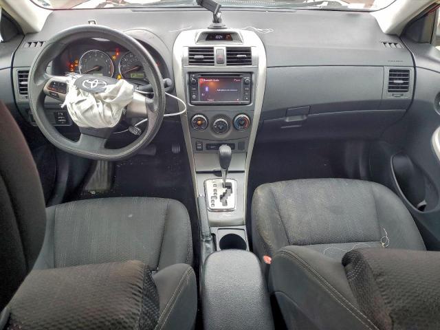 Toyota Corolla Base Image 10