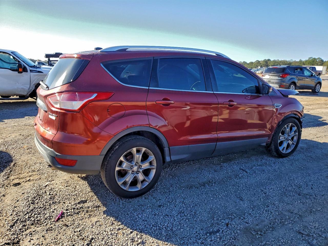 Ford Escape Titanium Image 3