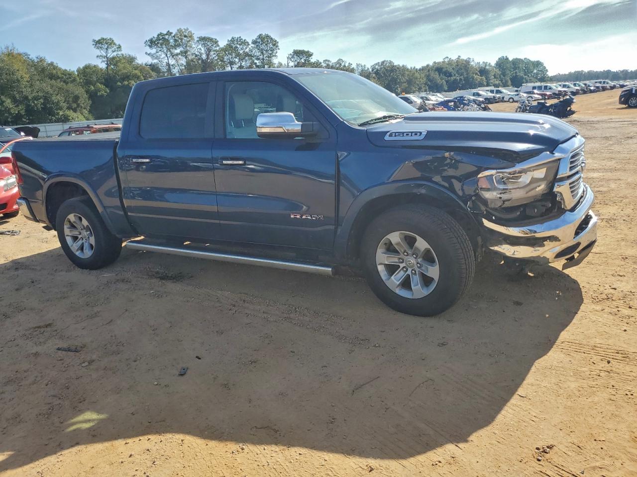 Ram 1500 Laramie Image 7