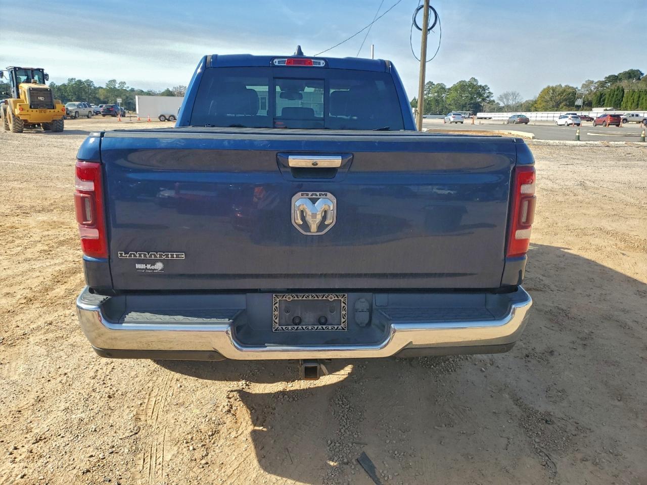 Ram 1500 Laramie Image 4