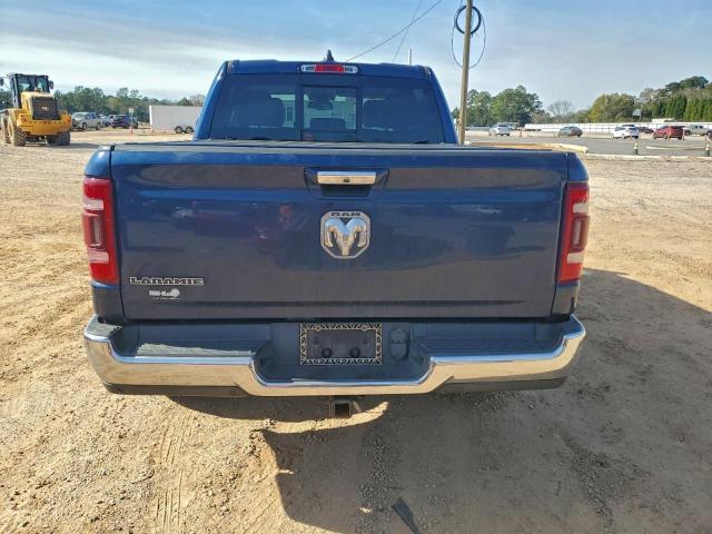 Ram 1500 Laramie Image 4