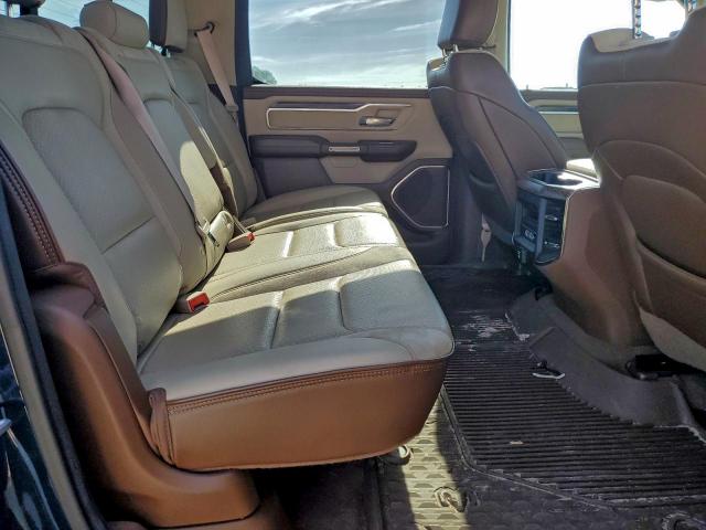 Ram 1500 Laramie Image 9