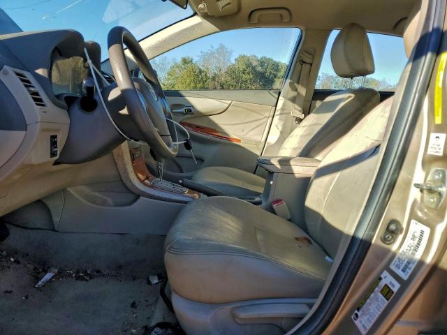 Toyota Corolla Base Image 4