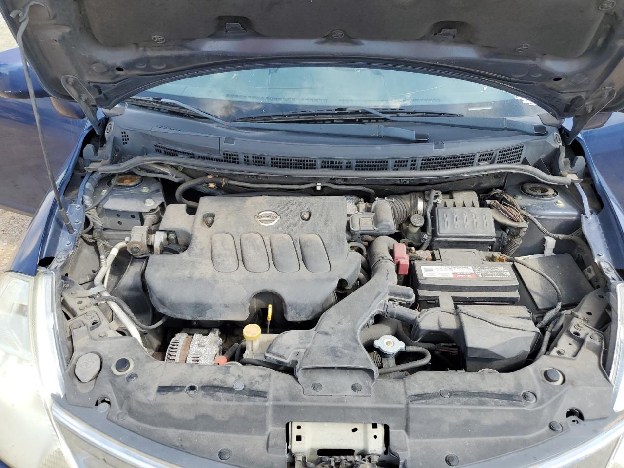 Nissan Versa S Image 11