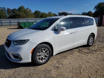  Salvage Chrysler Pacifica