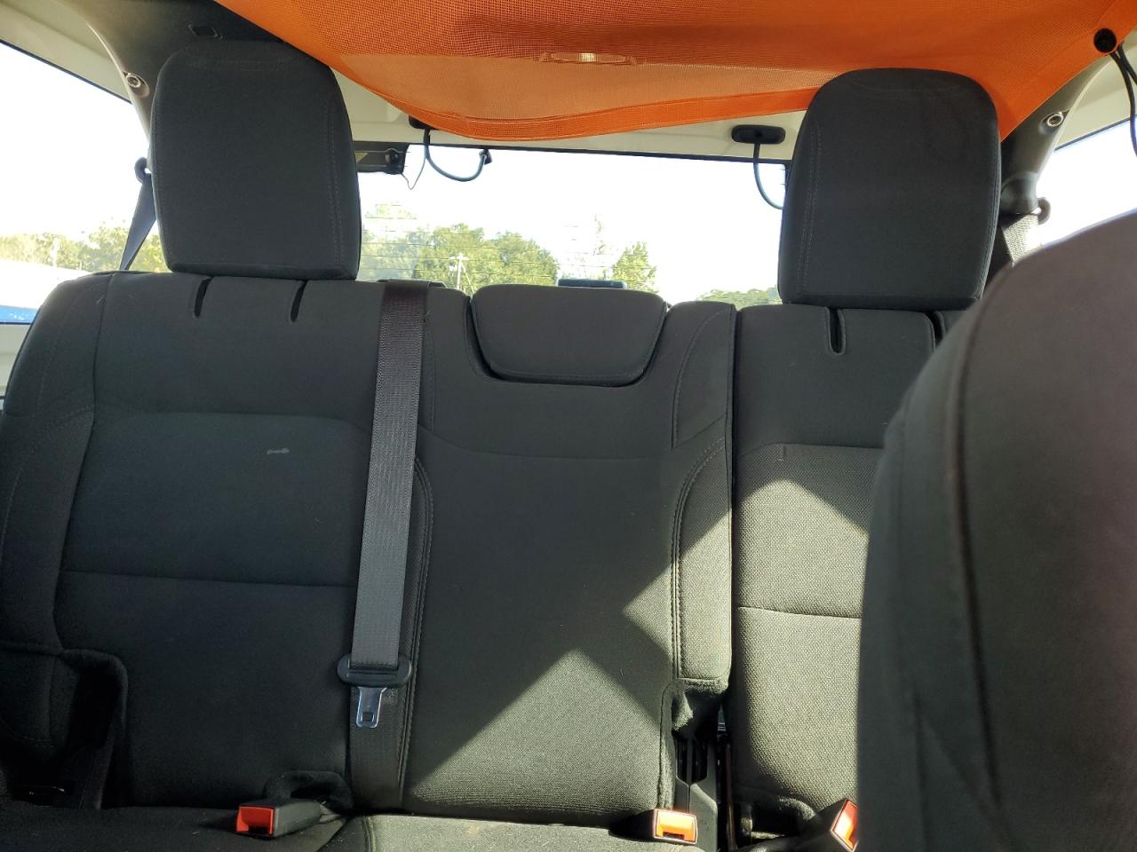 Jeep Wrangler Sport Image 12