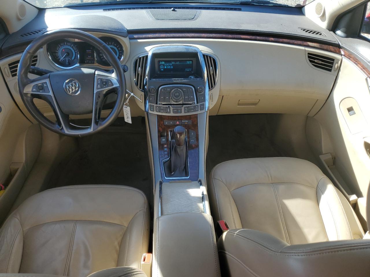 Buick LaCrosse Premium Image 10