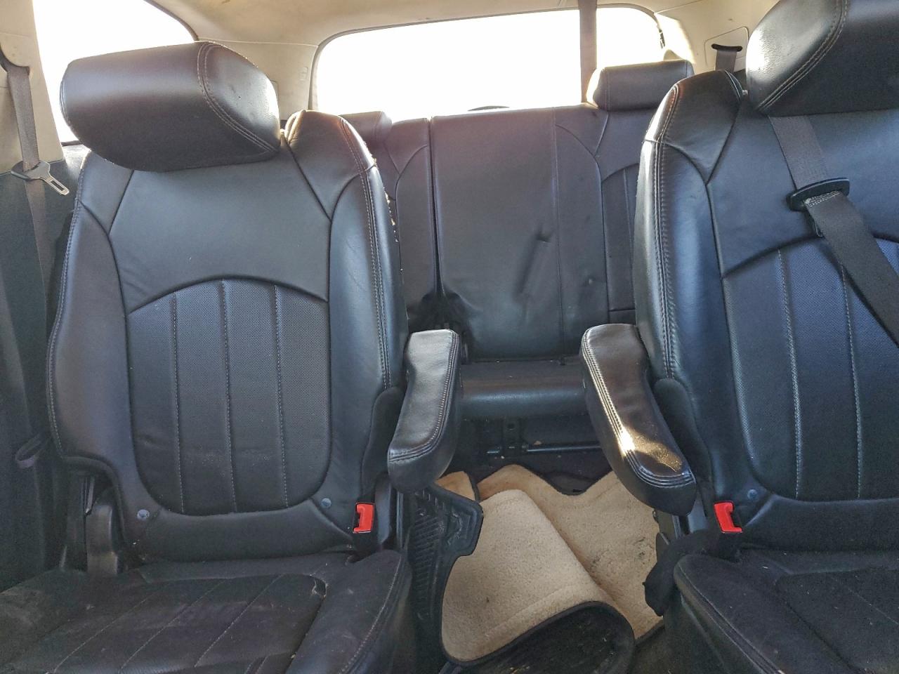 Buick Enclave Image 5