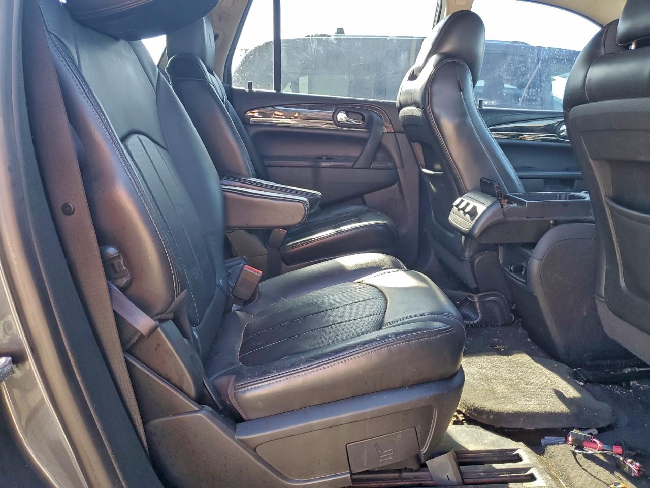 Buick Enclave Image 3