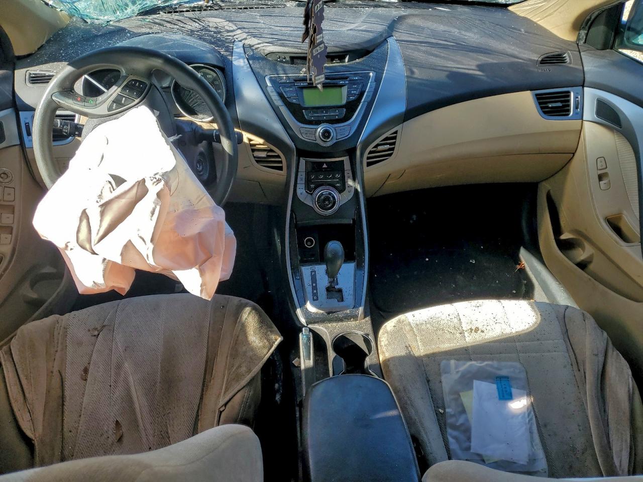 Hyundai ELANTRA Gls Image 6