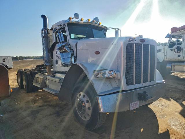  Salvage Peterbilt 389