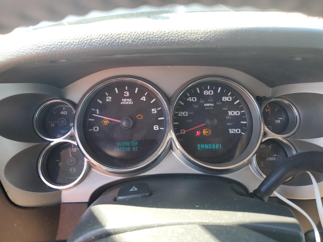 Chevrolet Silverado C1500 Crew Cab Image 4