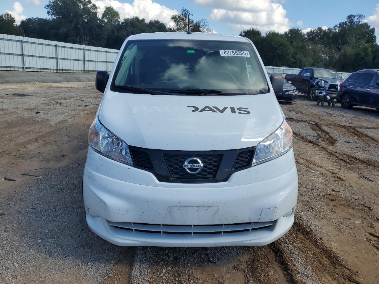 Nissan Nv 2.5s Image 7
