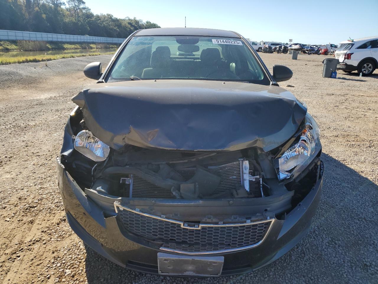 Chevrolet Cruze Ls Image 3