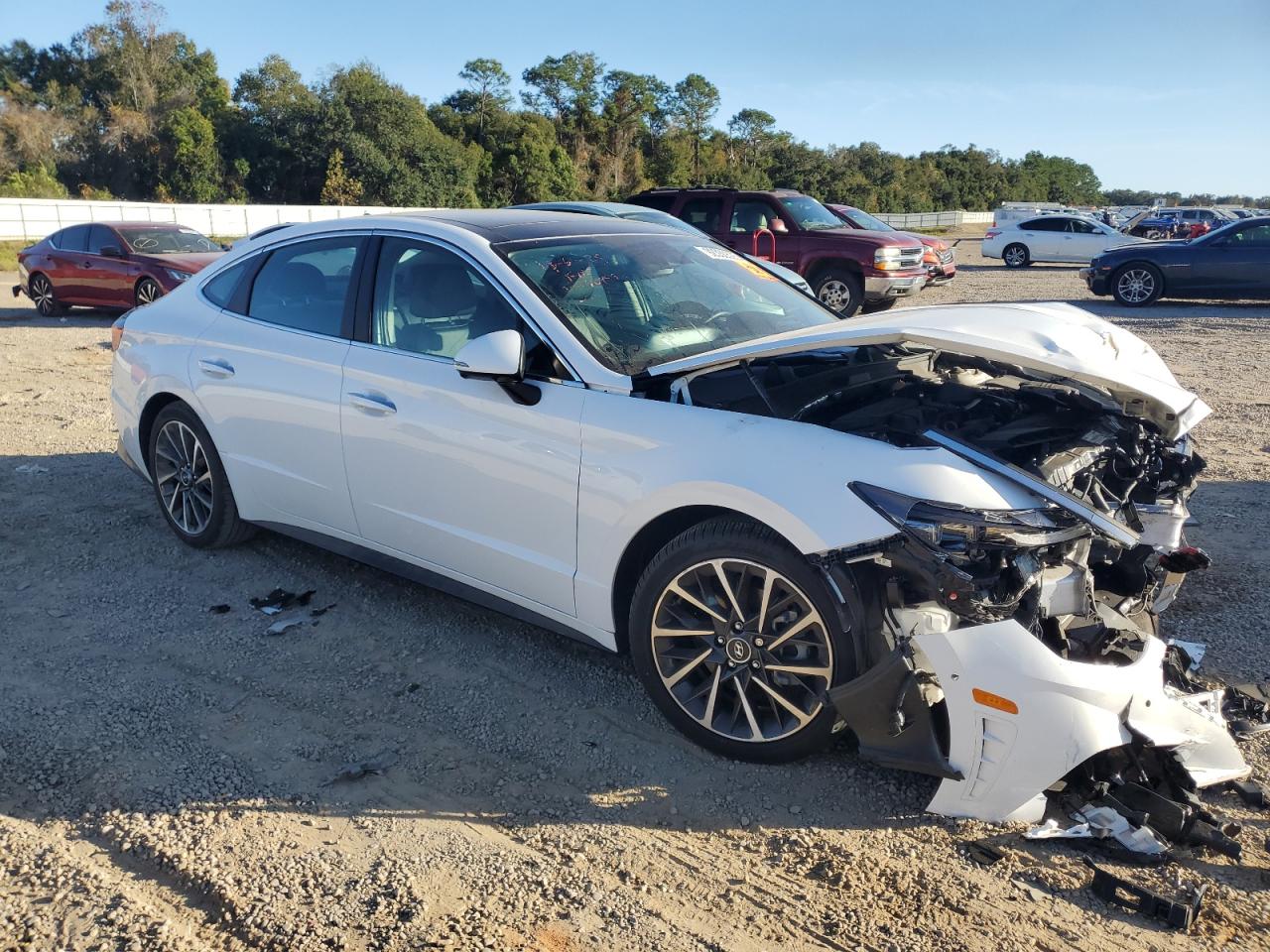 Hyundai SONATA Limited Image 2