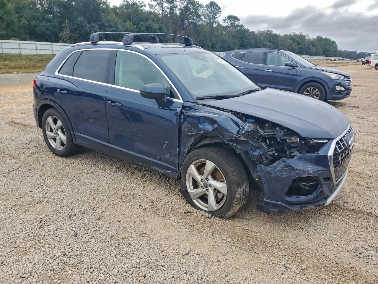 Audi Q3 Premium Plus Image 2