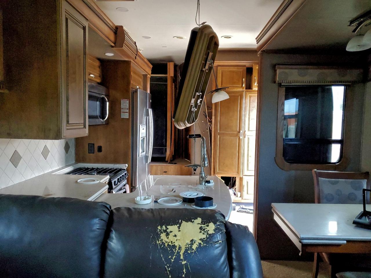 Camp 5th Wheel Image 5