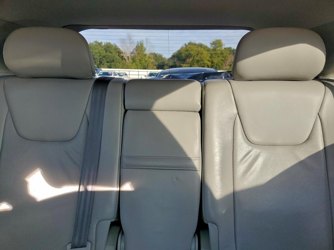 Lexus RX 350 Image 2