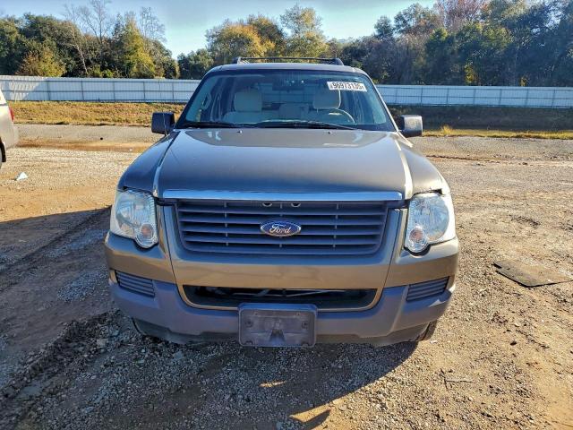 Ford Explorer Xls Image 13