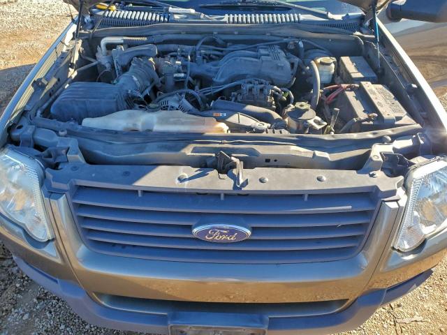 Ford Explorer Xls Image 3