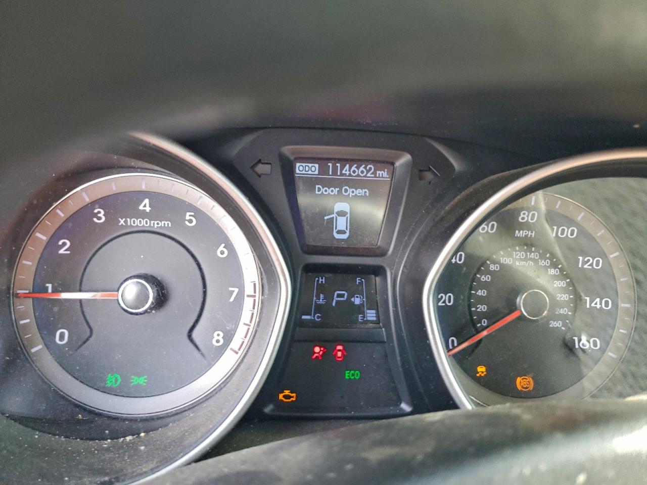 Hyundai ELANTRA Image 10