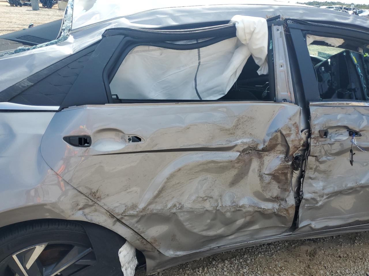 Hyundai ELANTRA Sel Image 12